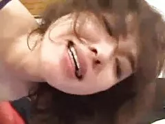 شلخته فیلم سوپرکون گنده ای بالغ در یک کرست ، یک قلم موی دلپذیر hahala را بلعید