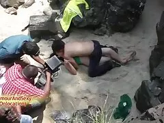 آیا عوضی را دوست کلیپ سکس ضربدری داری؟ او با دستش از داخل پرسید