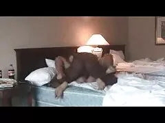 پدربزرگ به کلیپ سکس از جلو دلیل داشتن رابطه جنسی داغ ، یک نوجوان جوان را می چرخید