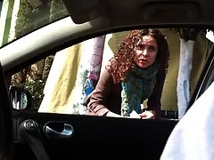 غریبه شاخی ناامیدانه روی یک خروس کلیپ سکس پولی چربی یک پسر می پرید