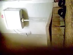 سبزه باریک در حال عبور از مهبل (واژن) از طریق پیچ پسر در کلیپ سکس زن باحیوانات پورنو خانگی بود