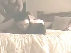 عاشق سیاه پوستان در یک باند افست به دو رنگین کمان تسلیم شده کلیپ سکس عروسی است