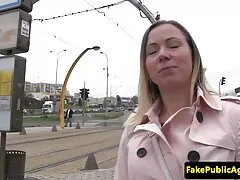 دختران کلیپ سکس بهنوش بختیاری از پاهای خود استفاده می کنند